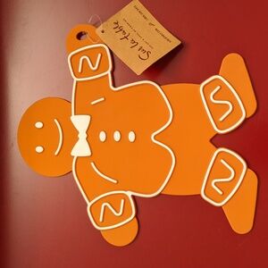 Sur La Table Nwt Gingerbread Man Silicone Pot Holder Hot Pad Kitchen Chef